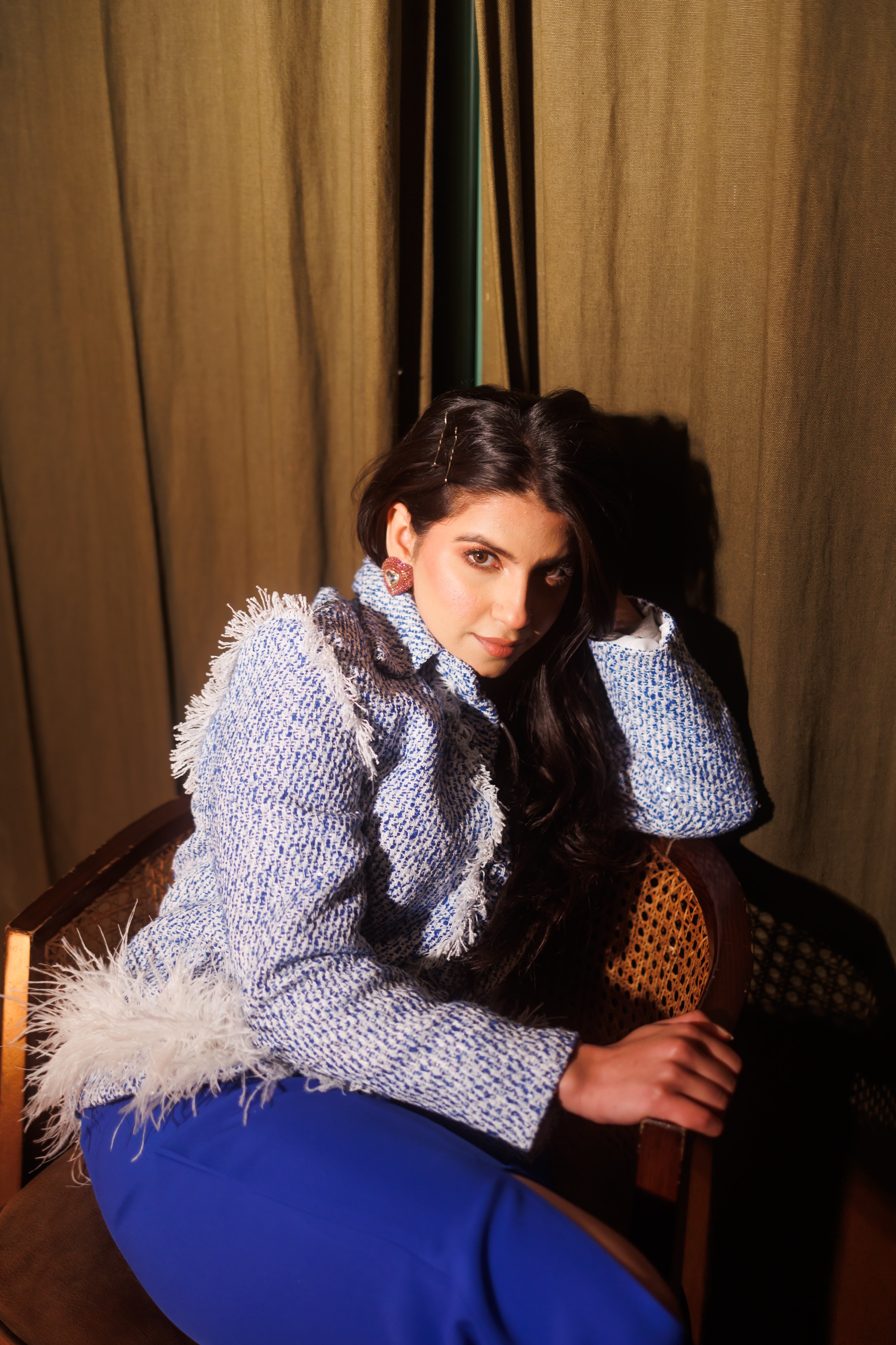 Tweed blazer with slit trousers